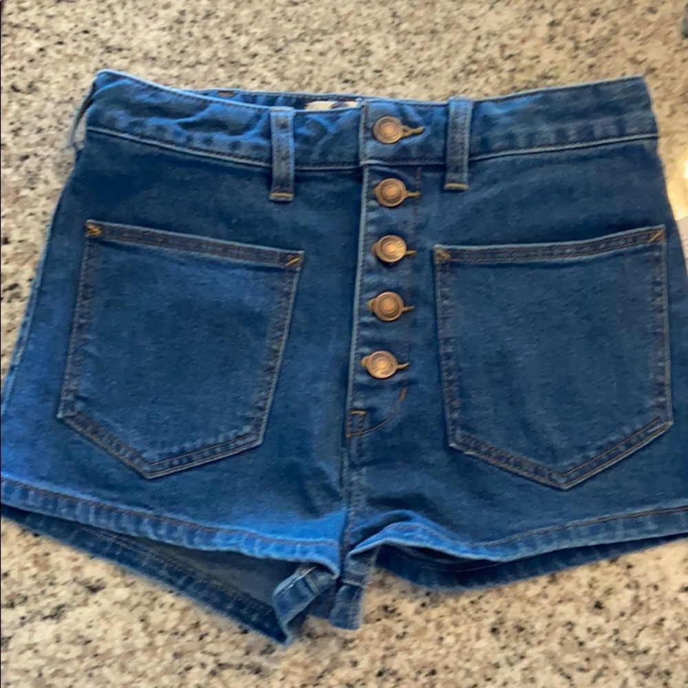Classic Jean Short